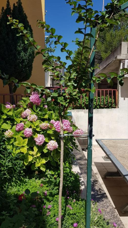 Apartmani Babic Dugi Rat Εξωτερικό φωτογραφία